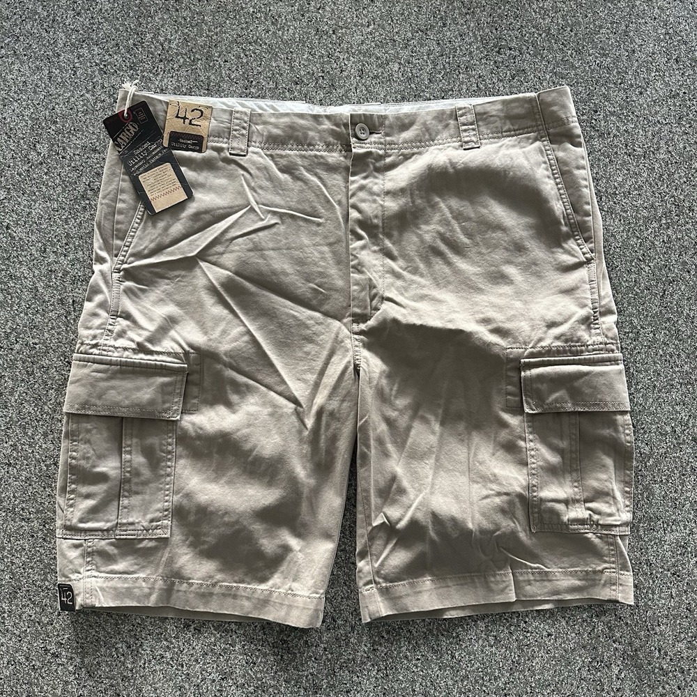 Roundtree Yorke Cargo Shorts Men's 42 Kahki‎ Rugged Vintage Washed Utility 11"